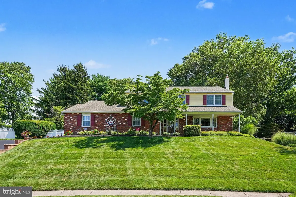 161 Andrew Dr, Newtown, PA 18940 - #1