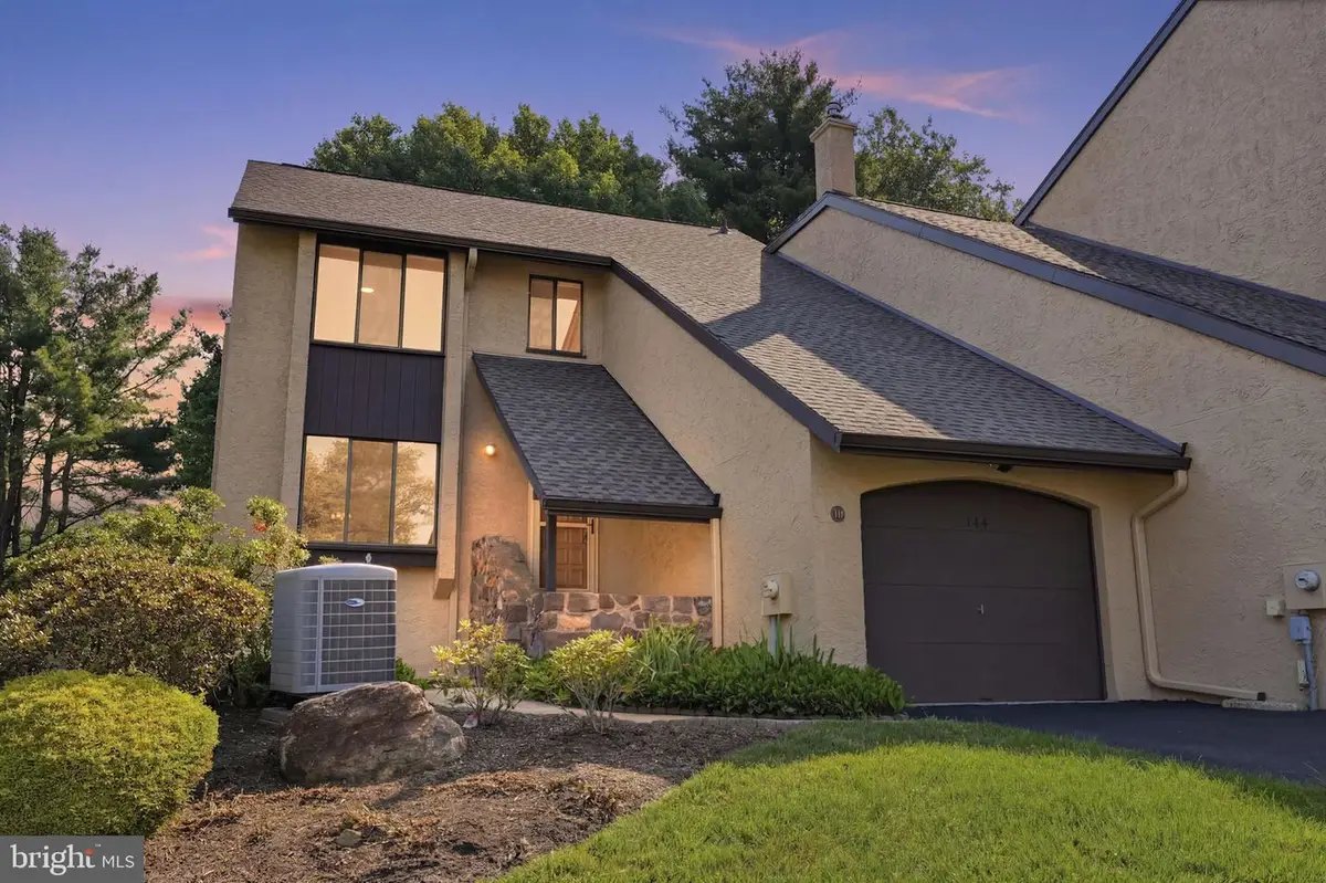 144 Golf Club Dr, Langhorne, PA 19047 - #1