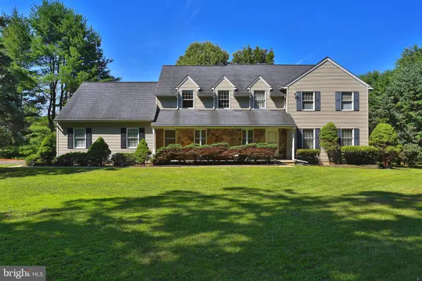 2050 Miller Rd, PENNSBURG, PA 18073