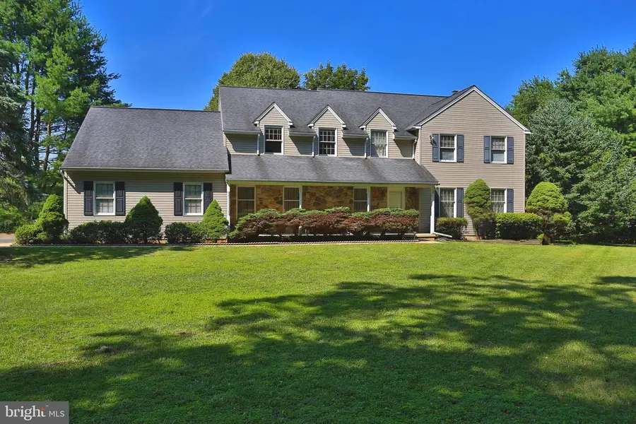 2050 Miller Rd, Pennsburg, PA 18073 - #3