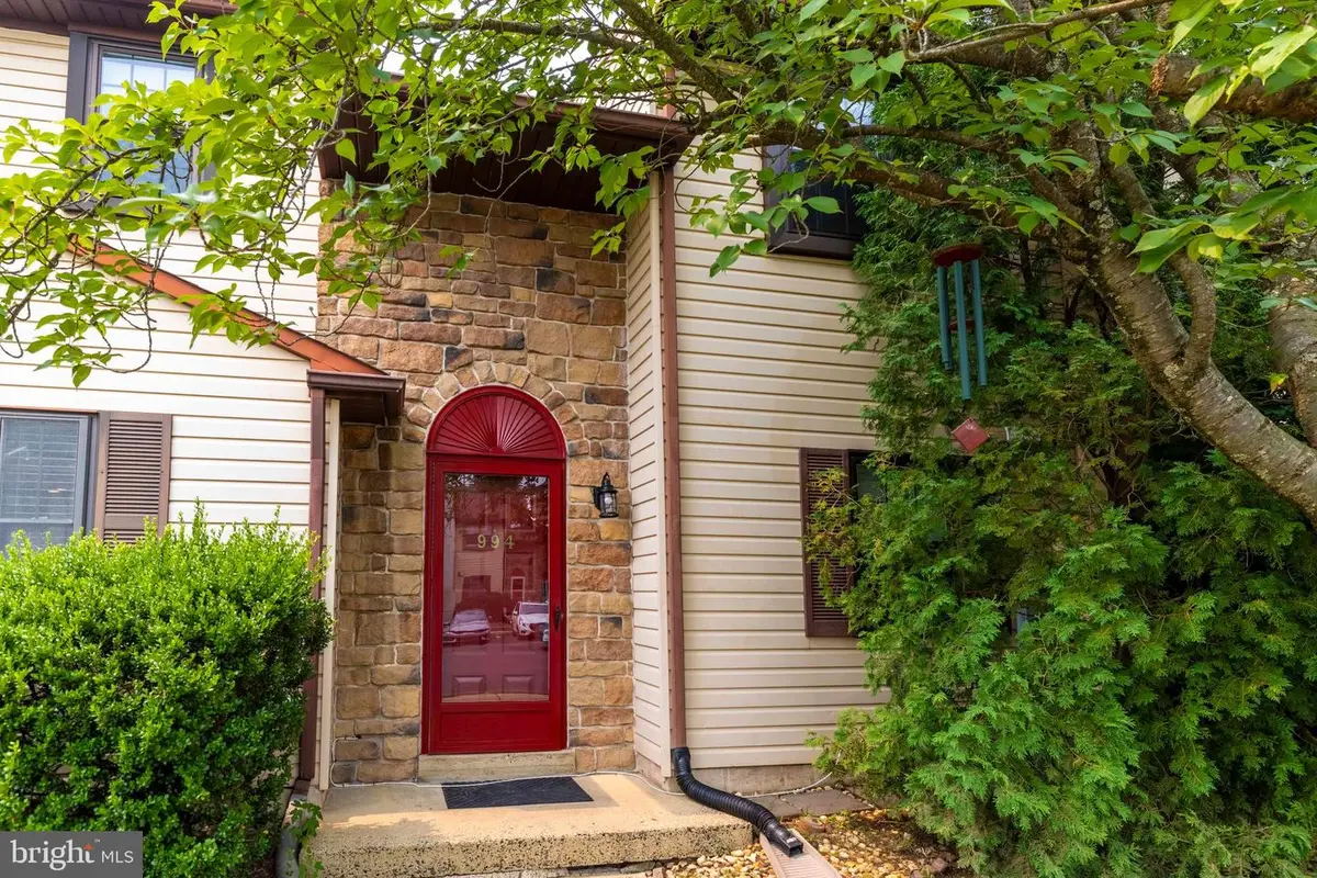 994 Bancroft Pl, Warminster, PA 18974 - #1