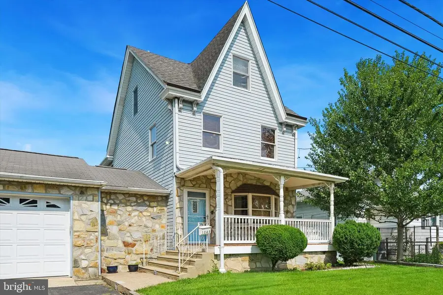 1049 Richardson Ave, Bensalem, PA 19020 - #2
