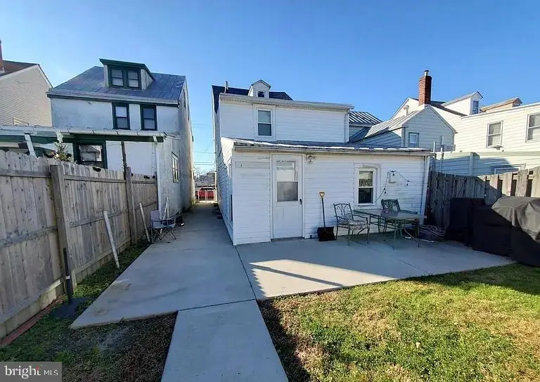 213 Dorrance St, Bristol, PA 19007 - #2