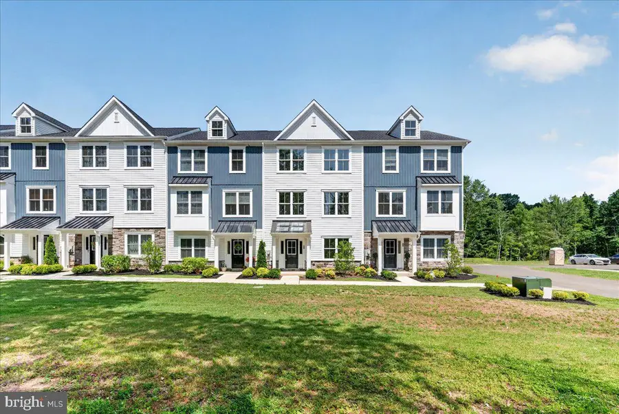 324 Schadle Rd, Bedminster, PA 18910 - #2