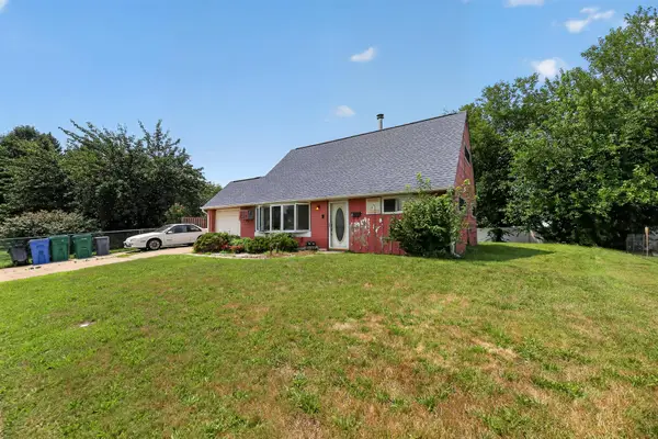 5 Kingwood, LEVITTOWN, PA 19055