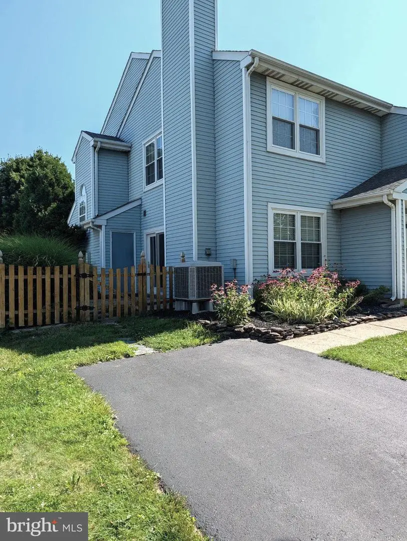 119 Carousel Cir, New Britain, PA 18901 - #2