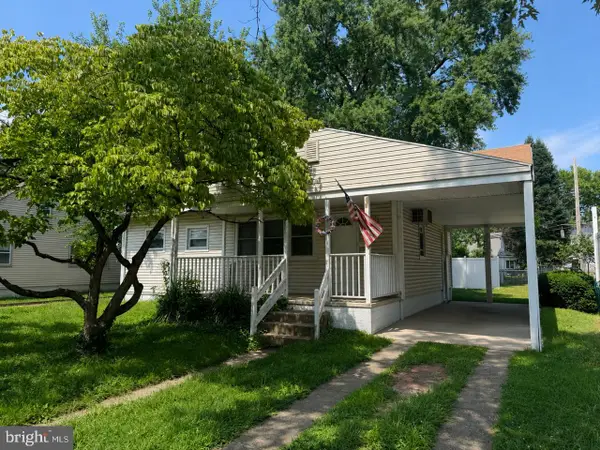 904 Newport Rd, BRISTOL, PA 19007