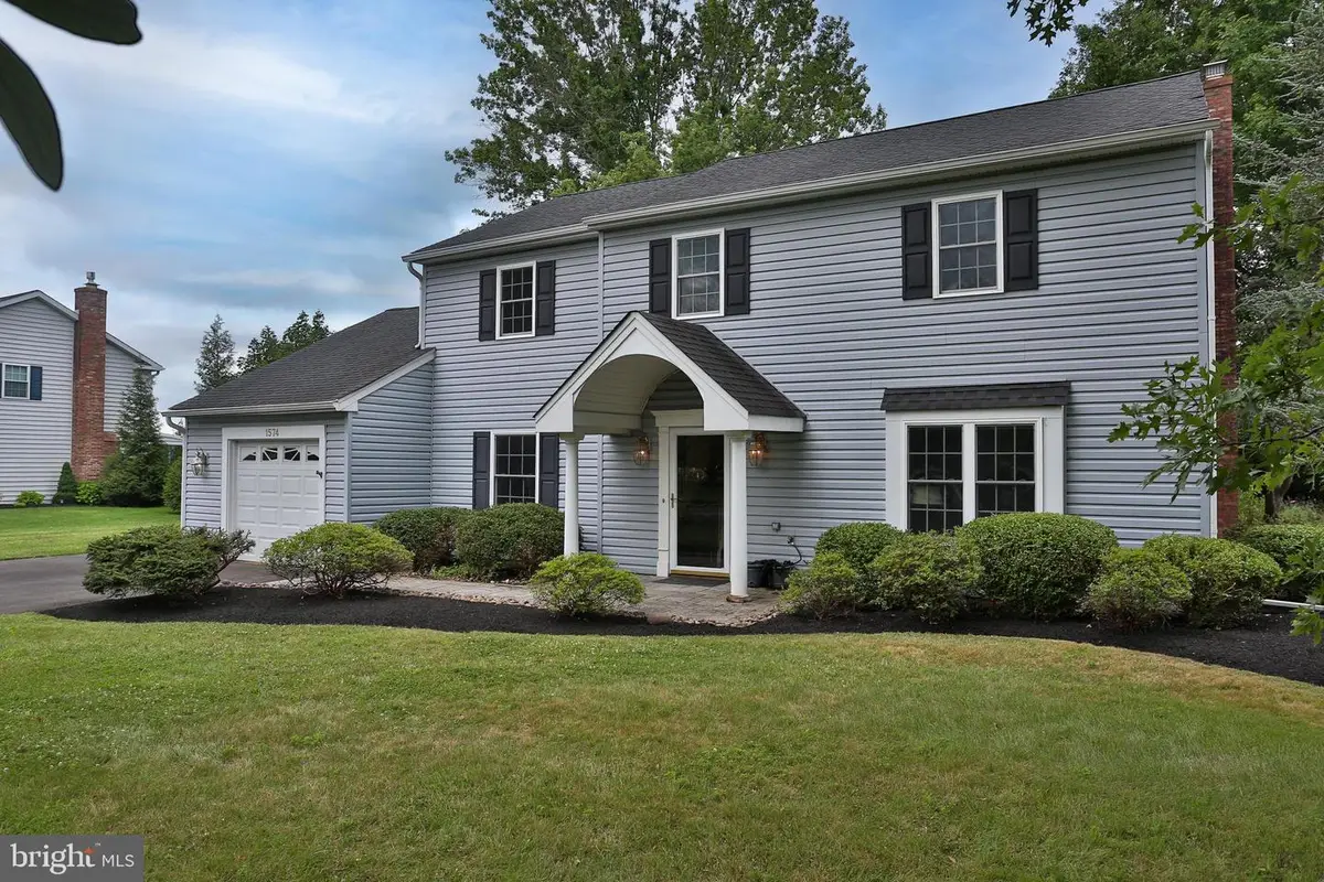 1574 Grey Ln, Warminster, PA 18974 - #1