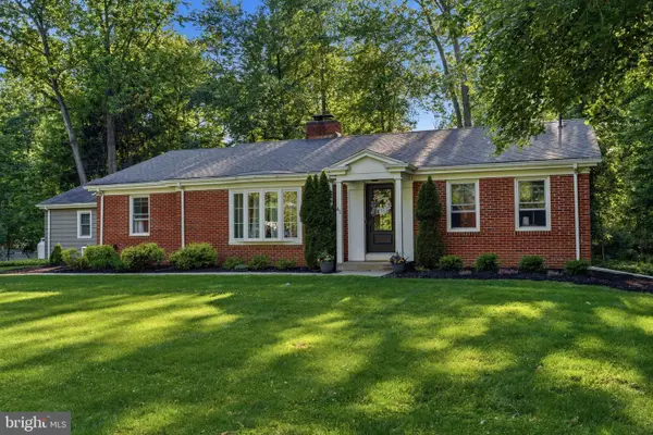 41 S Homestead Dr, YARDLEY, PA 19067