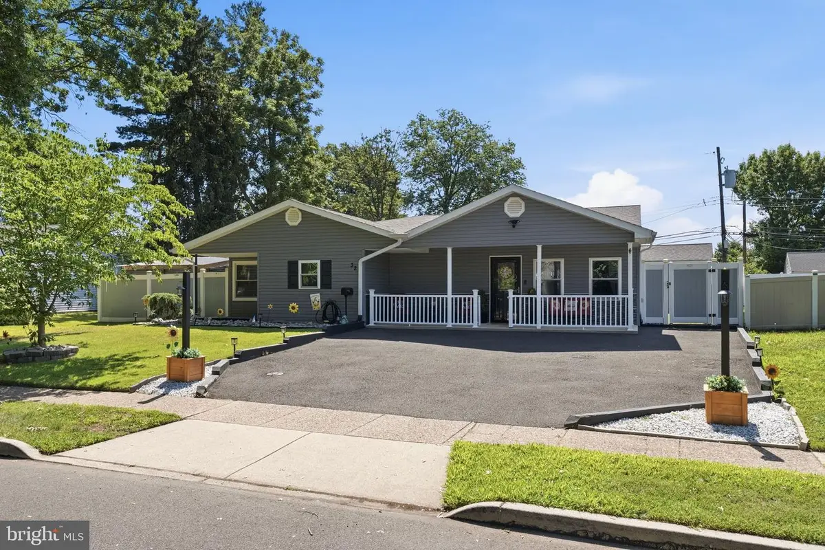 32 Orchard Ln, Levittown, PA 19055 - #1