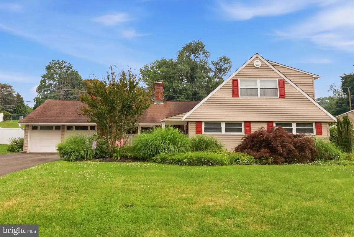 26 Forsythia Dr #n, Levittown, PA 19056 - #1