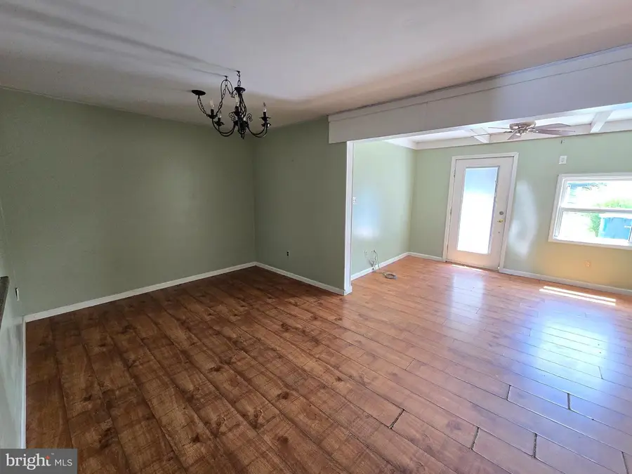 160 Hughes Ave, Sellersville, PA 18960 - #2