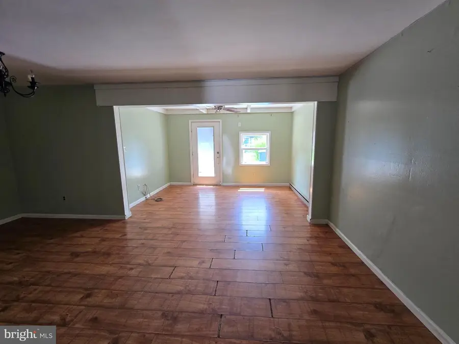 160 Hughes Ave, Sellersville, PA 18960 - #3