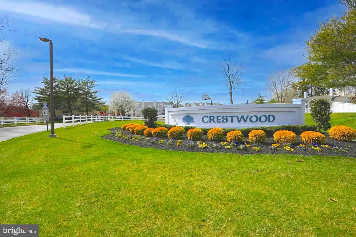 92 Catherine Ct, Levittown, PA 19057 - #1