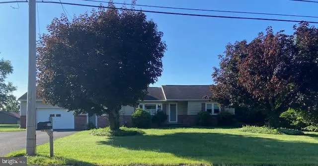 105 N Ridge Rd, Perkasie, PA 18944 - #1