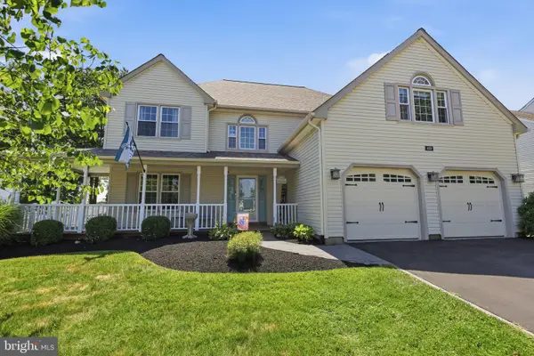 469 Stanford Rd, FAIRLESS HILLS, PA 19030