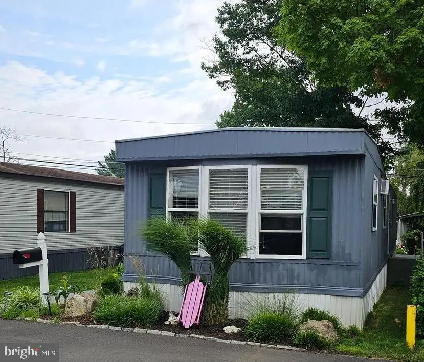 47 Kennedy Dr, Fairless Hills, PA 19030 - #2