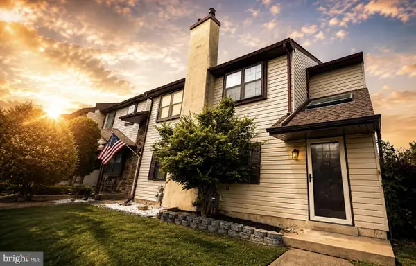 1516 Tarleton Pl, WARMINSTER, PA 18974