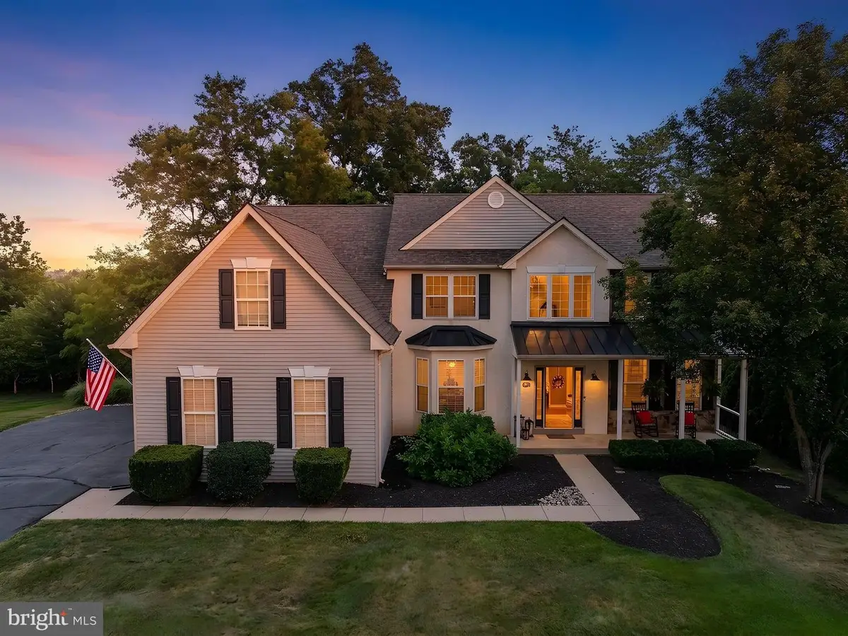 941 Red Coat Farm Dr, Chalfont, PA 18914 - #1