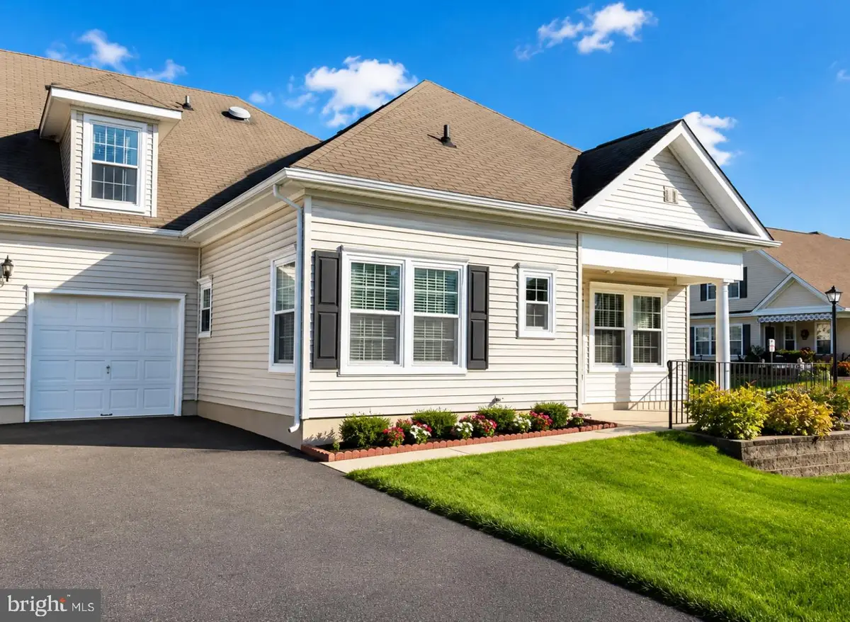 52 Avenrowe Ct, Fairless Hills, PA 19030 - #1