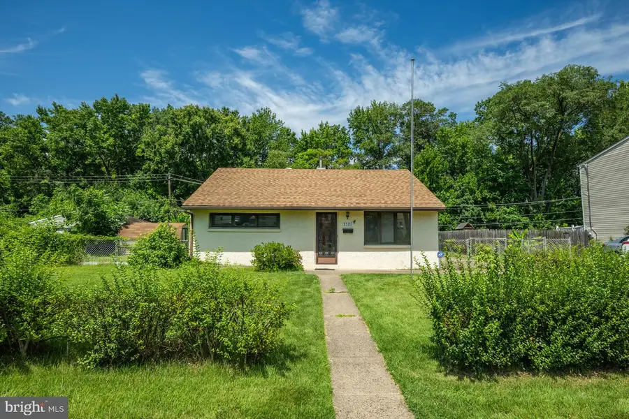 3521 Rockview Dr, Bristol, PA 19007 - #3