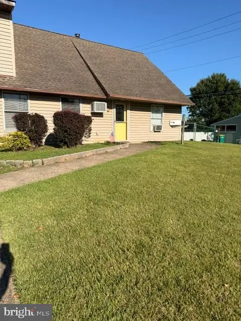 6 Canna Rd, Levittown, PA 19057 - #2