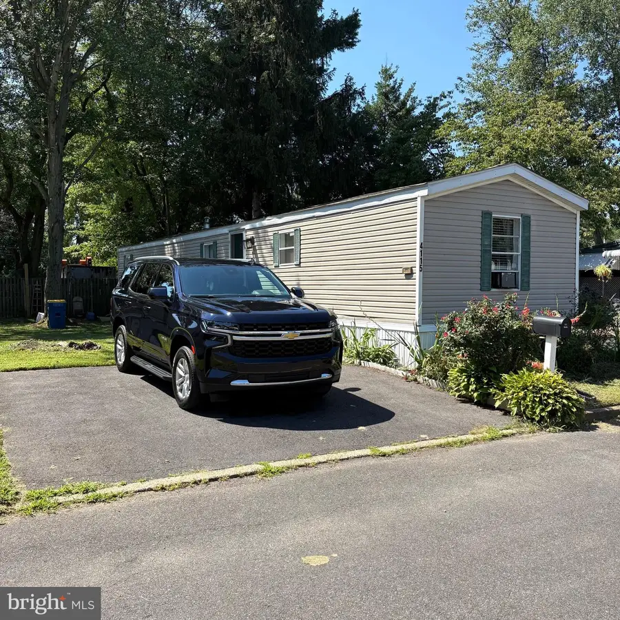 4115 Davis Dr, Morrisville, PA 19067 - #2