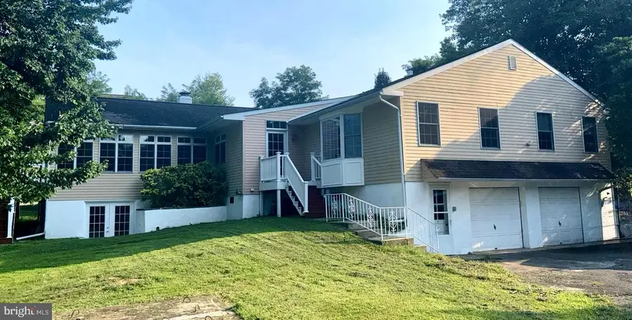 1339 Hill St, Langhorne, PA 19047 - #2
