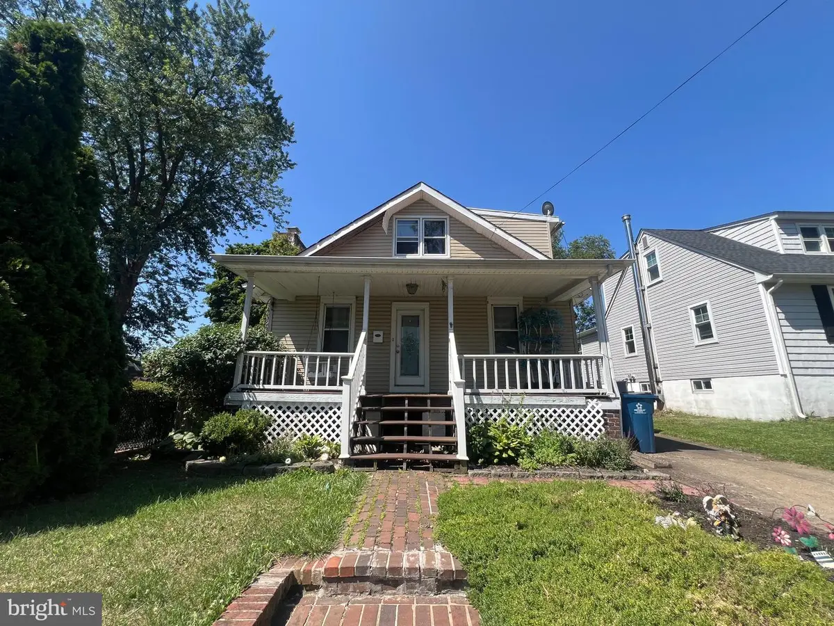 27 N Lafayette Ave, Morrisville, PA 19067 - #1