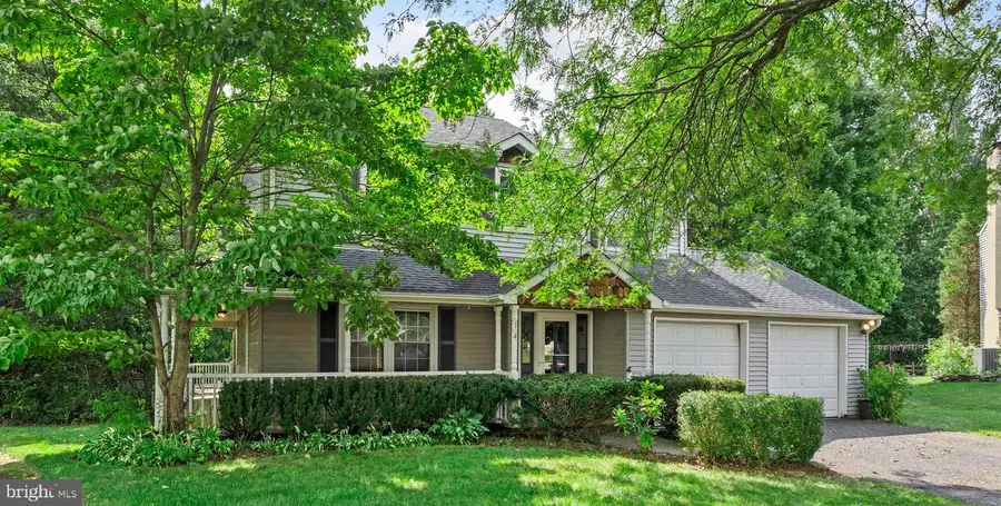 14 Greenway Cir, Fairless Hills, PA 19030 - #2