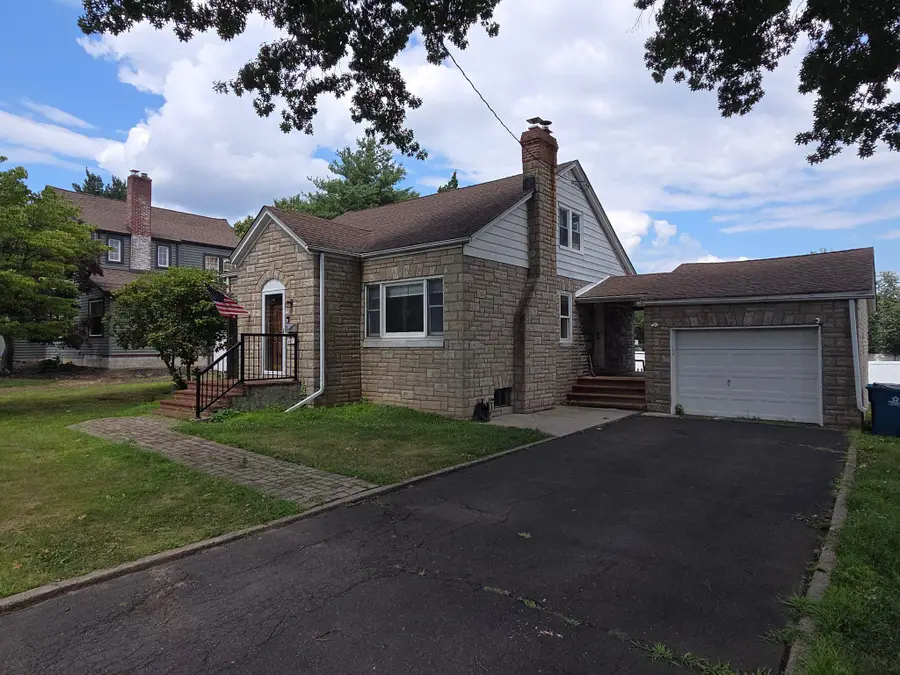 710 N Lafayette Ave, Yardley, PA 19067 - #3