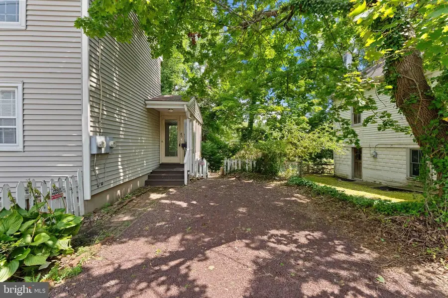 40 S Canal St, Yardley, PA 19067 - #3