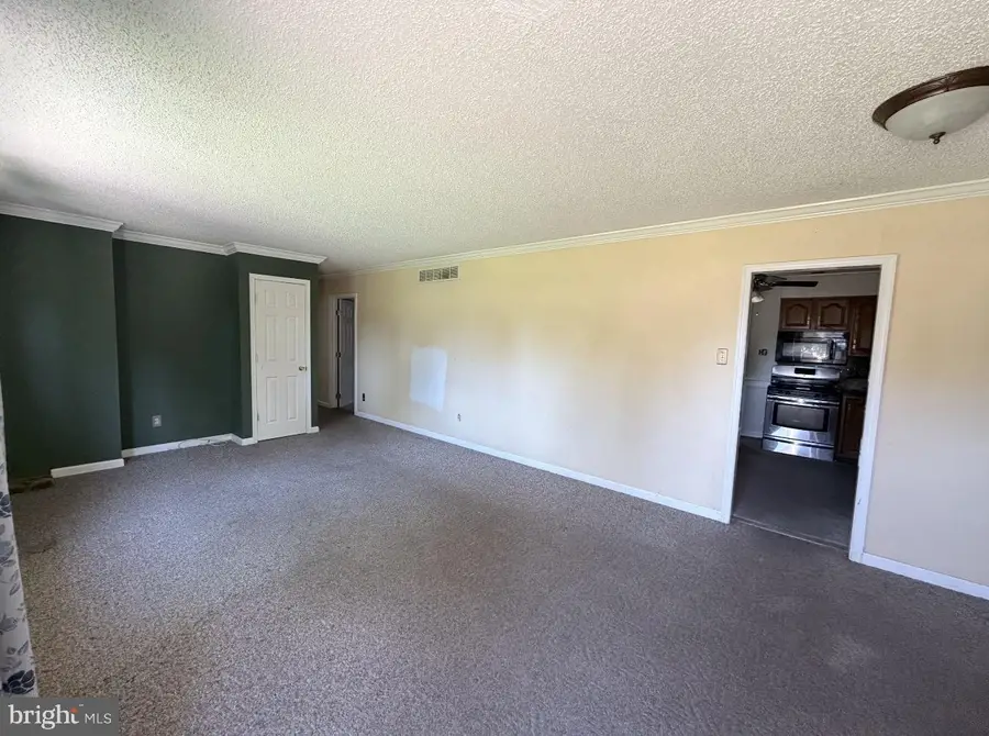 213 Luff Ln, Warminster, PA 18974 - #3