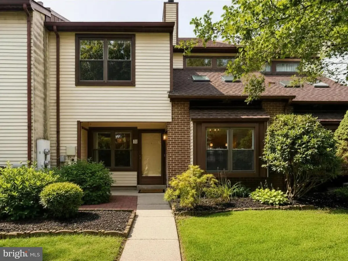 13 Heather Ct, Newtown, PA 18940 - #1