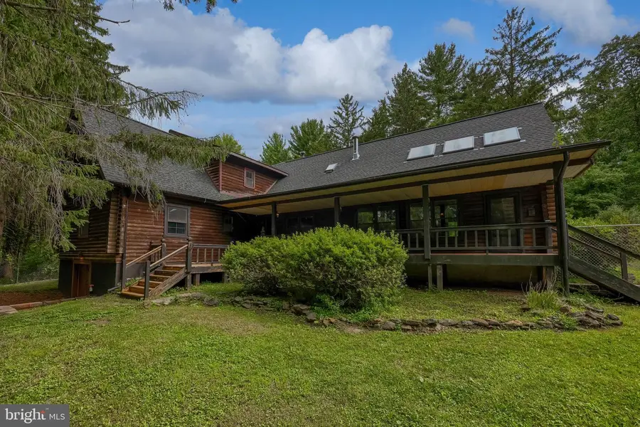 1702 Briarwood Ln, Quakertown, PA 18951 - #2