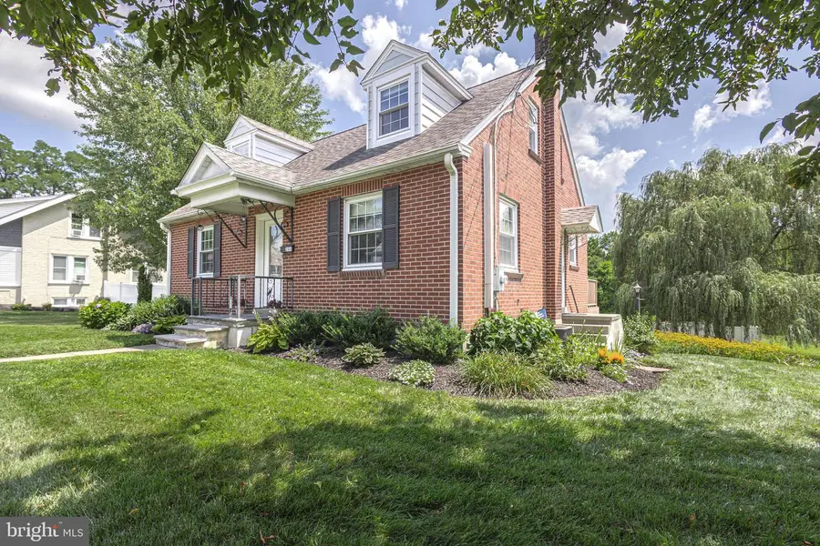 248 N 3rd St, Perkasie, PA 18944 - #2