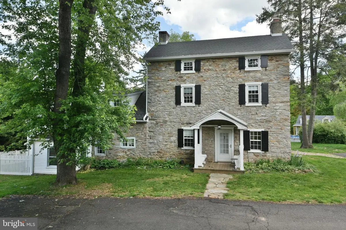 966 Paige Ct, Feasterville Trevose, PA 19053 - #1