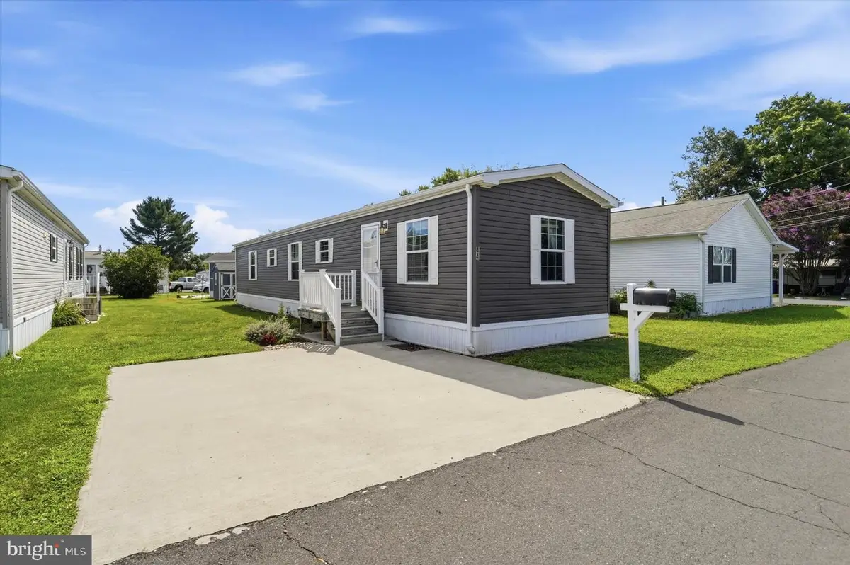 44 Kennedy Dr, Fairless Hills, PA 19030 - #1