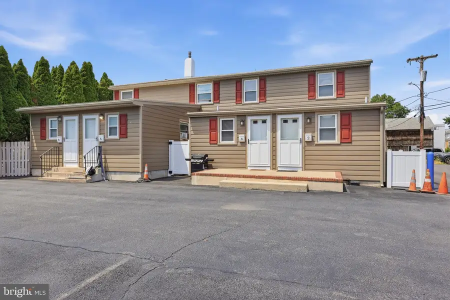 2 - 8 Corliss Ave, Morrisville, PA 19067 - #3