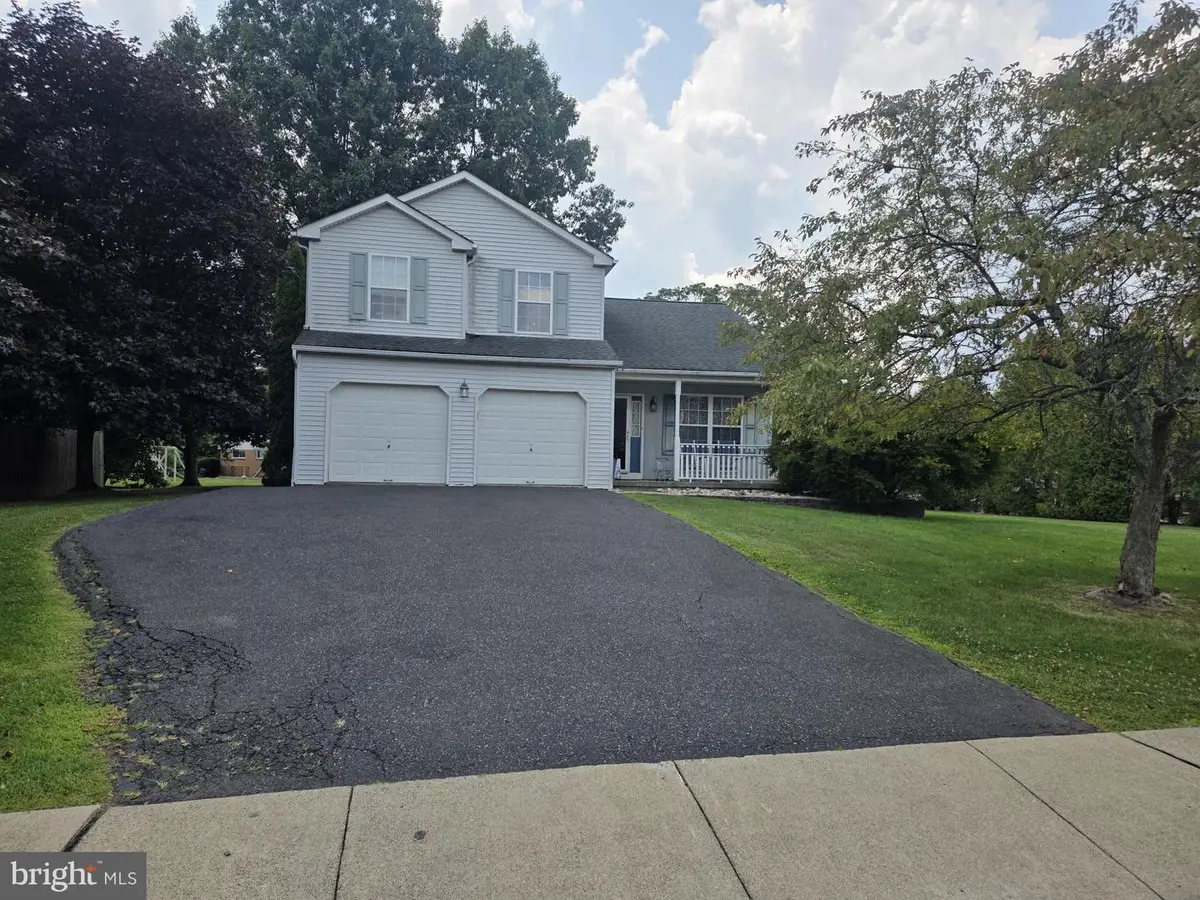 2 Live Oak Dr, Quakertown, PA 18951 - #1
