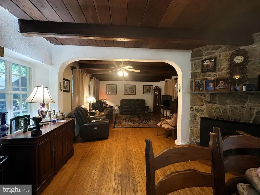 6704 Chapel Rd, New Hope, PA 18938 - #2