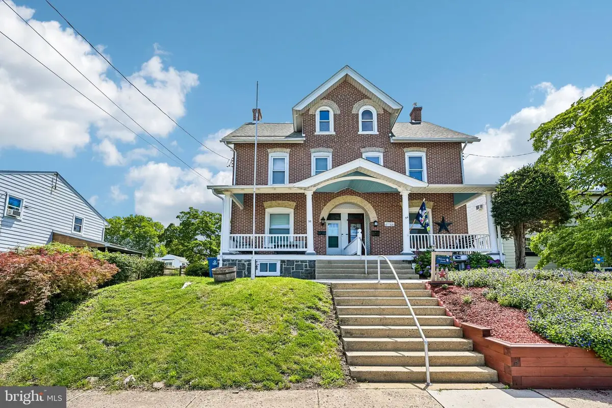 56 E Fairview Ave, Sellersville, PA 18960 - #1