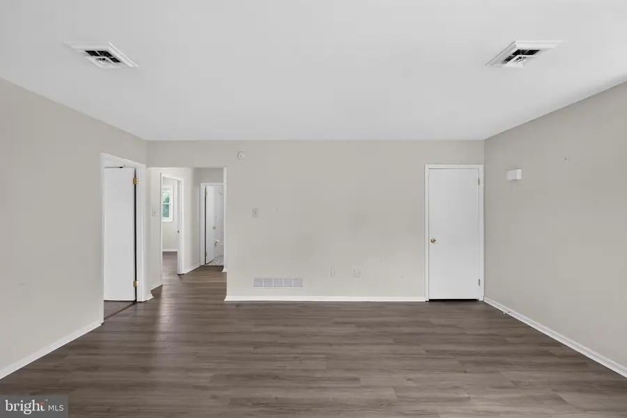 111 Hunter Way, Chalfont, PA 18914 - #2