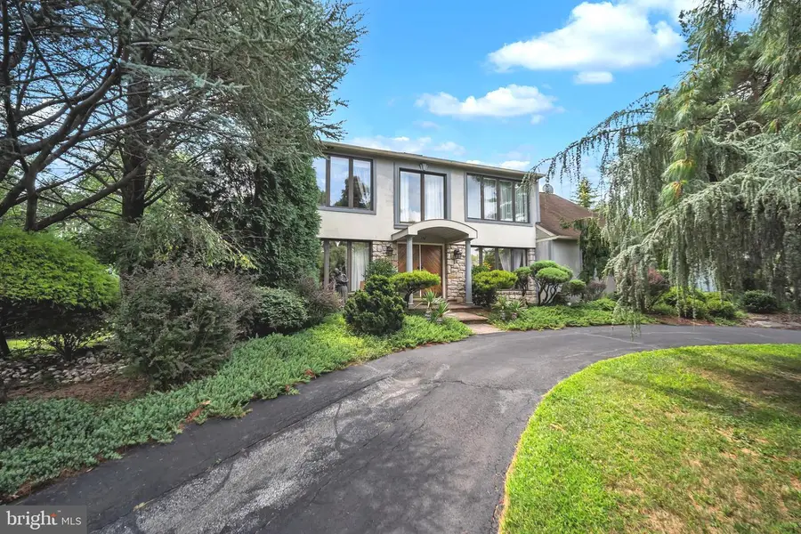236 Hilltop Dr, Churchville, PA 18966 - #2