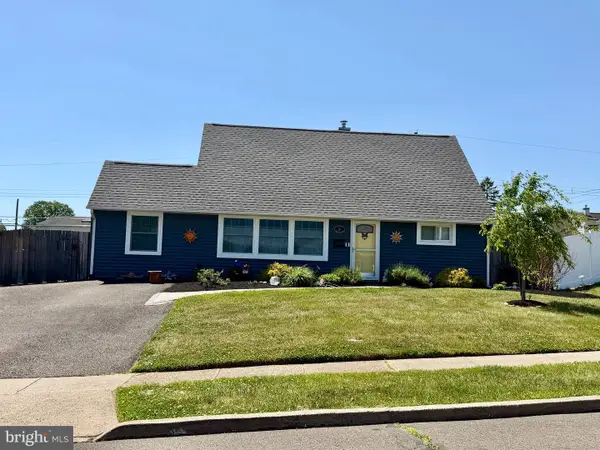 33 Underwood Rd, LEVITTOWN, PA 19056