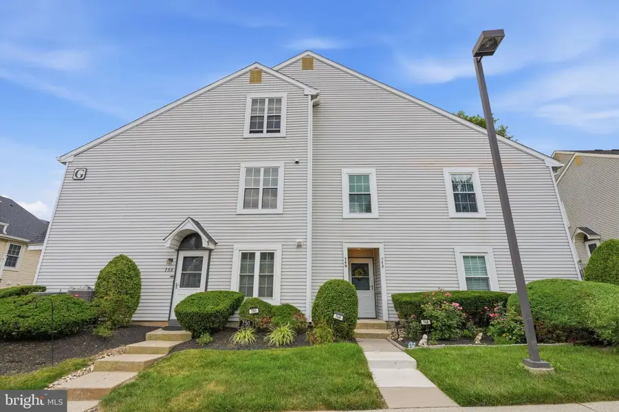 749 E Parker St, Langhorne, PA 19047 - #2