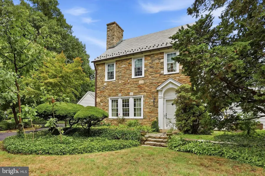 6502 N Radcliffe St, Bristol, PA 19007 - #2