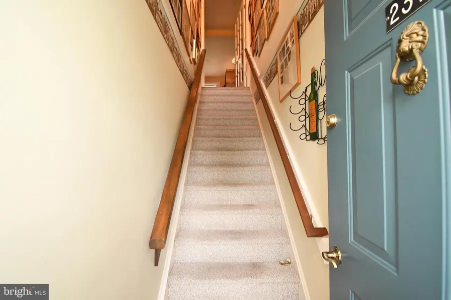 237 Allem Ln, Perkasie, PA 18944 - #3