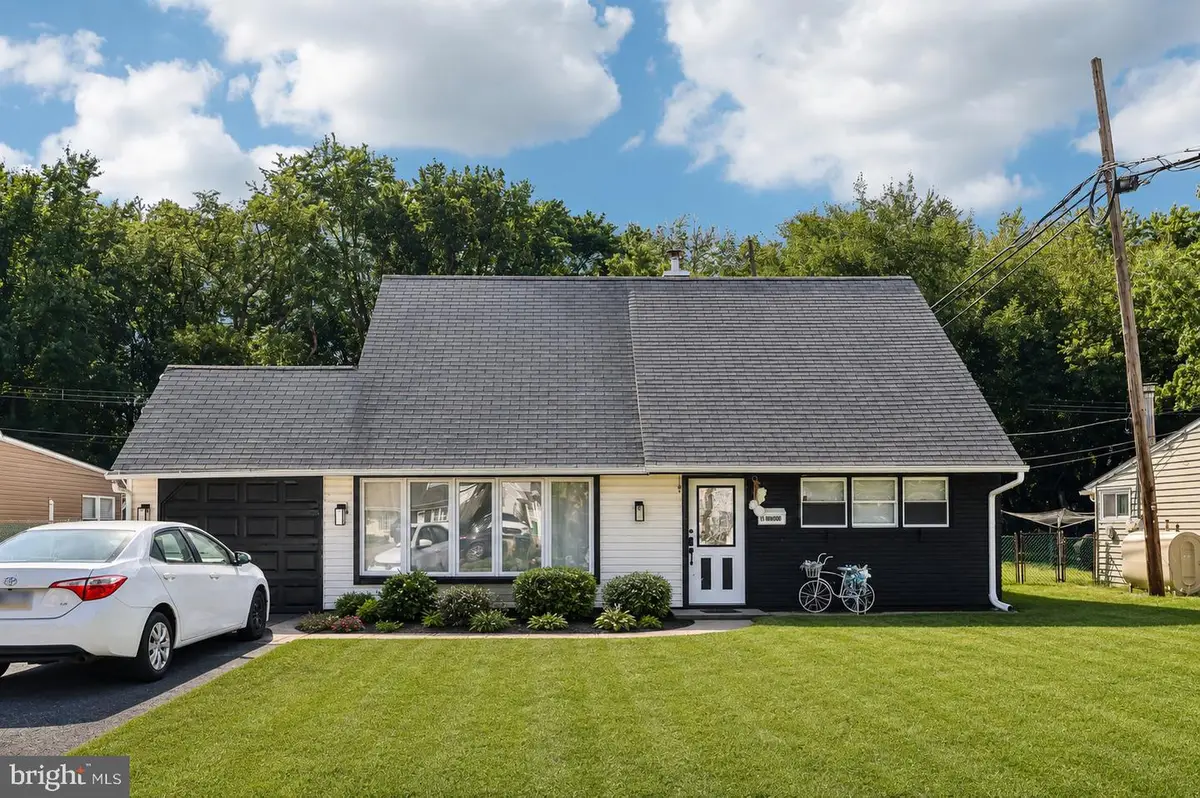 85 Kingwood Ln, Levittown, PA 19055 - #1
