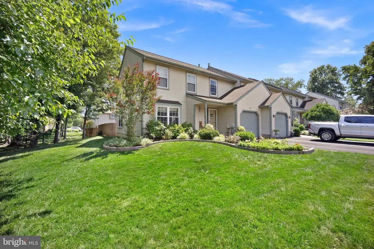 46 Laurel Cir, Newtown, PA 18940 - #1